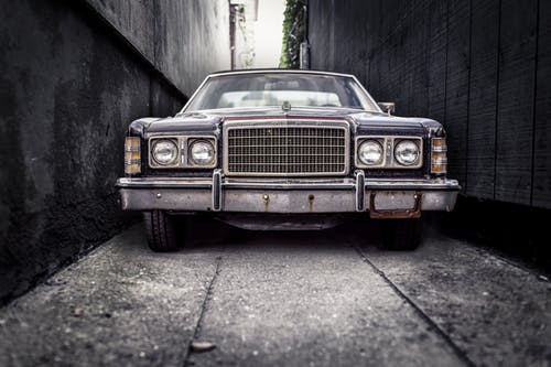 ford-classic-car-automobile-car-47358.jpeg