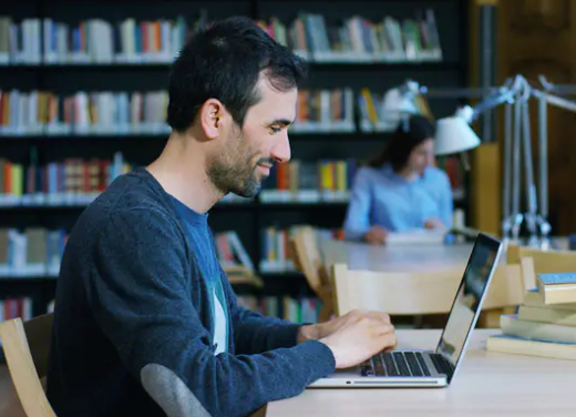 出国留学到底要花多少钱？